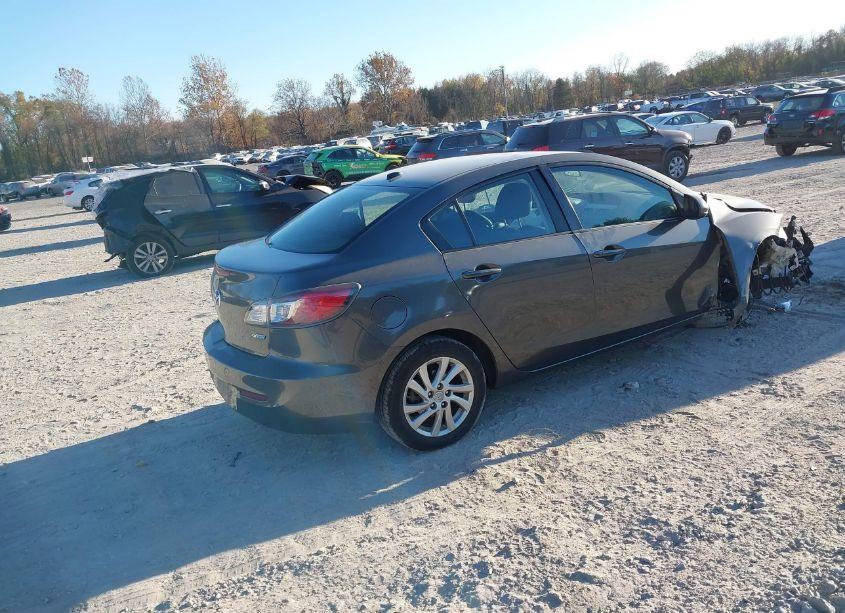 Photo 4 of 2012 Mazda Mazda3 I GRAND TOURING (VIN JM1BL1W85C1651738)