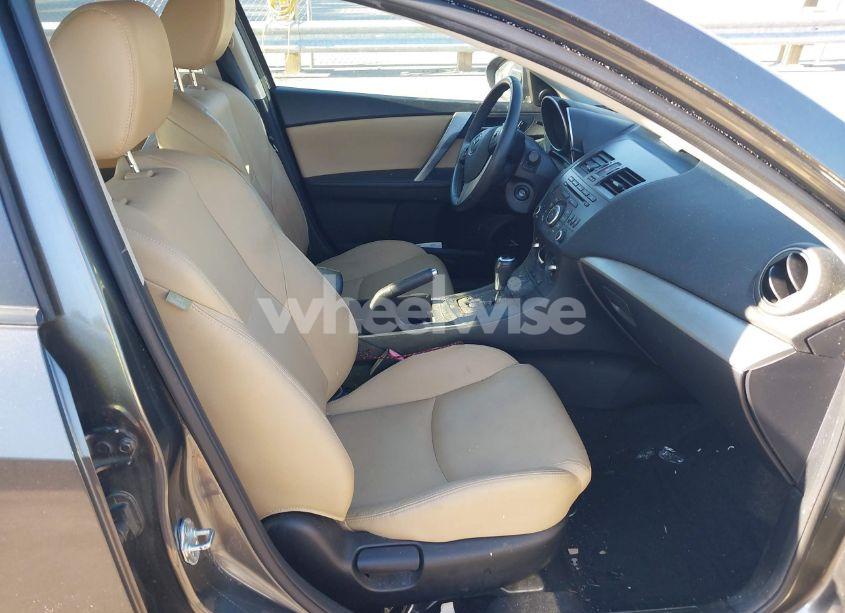 Photo 5 of 2012 Mazda Mazda3 I GRAND TOURING (VIN JM1BL1W87C1658660)