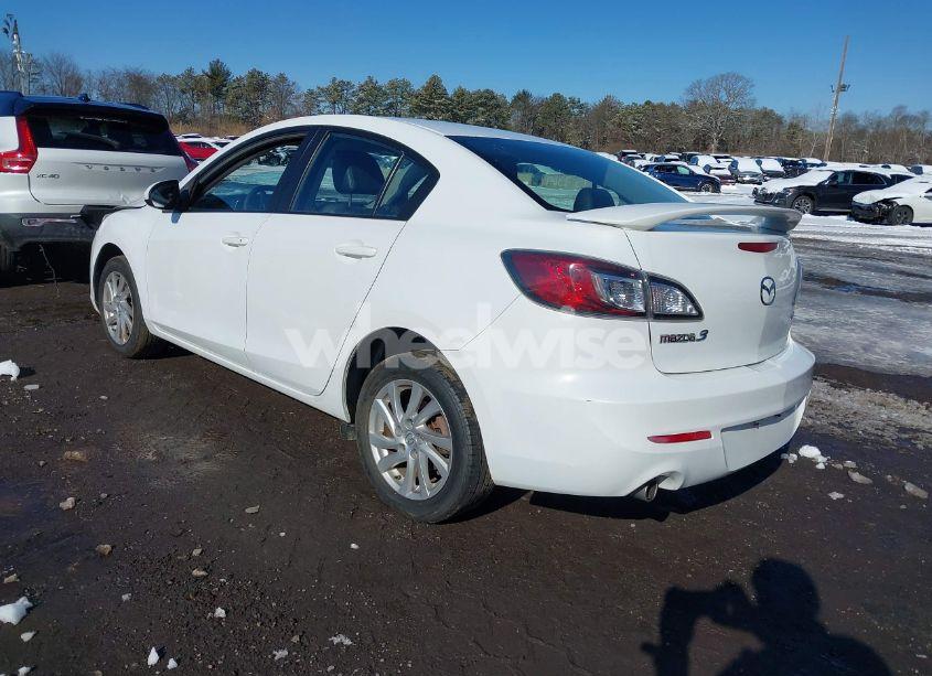 Photo 3 of 2012 Mazda Mazda3 I GRAND TOURING (VIN JM1BL1W88C1652009)