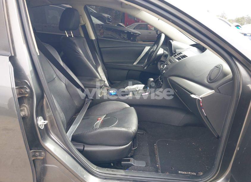 Photo 5 of 2012 Mazda Mazda3 I GRAND TOURING (VIN JM1BL1W88C1679758)