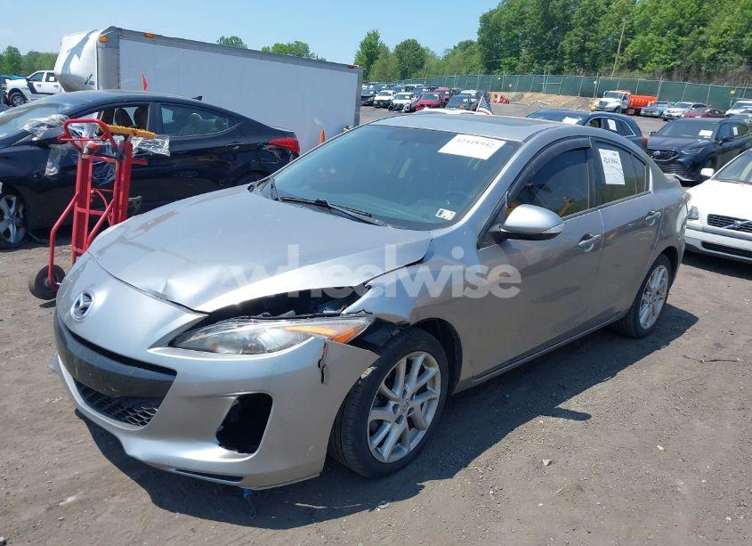 Photo 2 of 2012 Mazda Mazda3 (VIN JM1BL1W96C1661803)