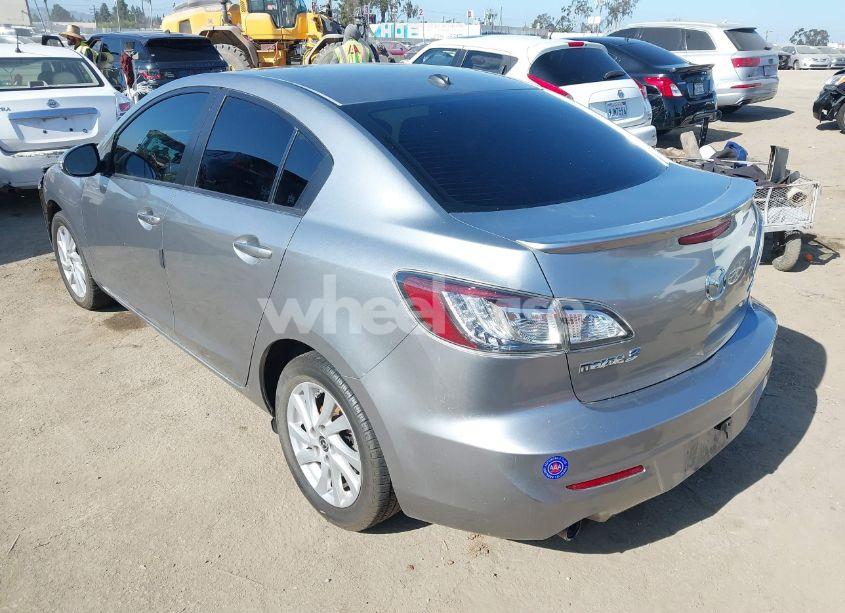 Photo 3 of 2013 Mazda Mazda3 I GRAND TOURING (VIN JM1BL1WP0D1736124)