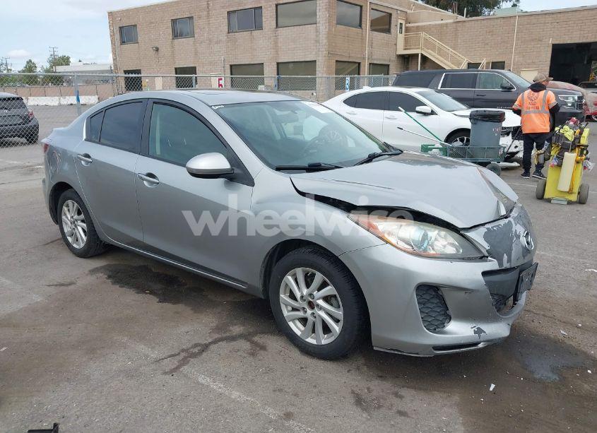 2013 Mazda Mazda3 I GRAND TOURING (VIN JM1BL1WP0D1790992) main photo