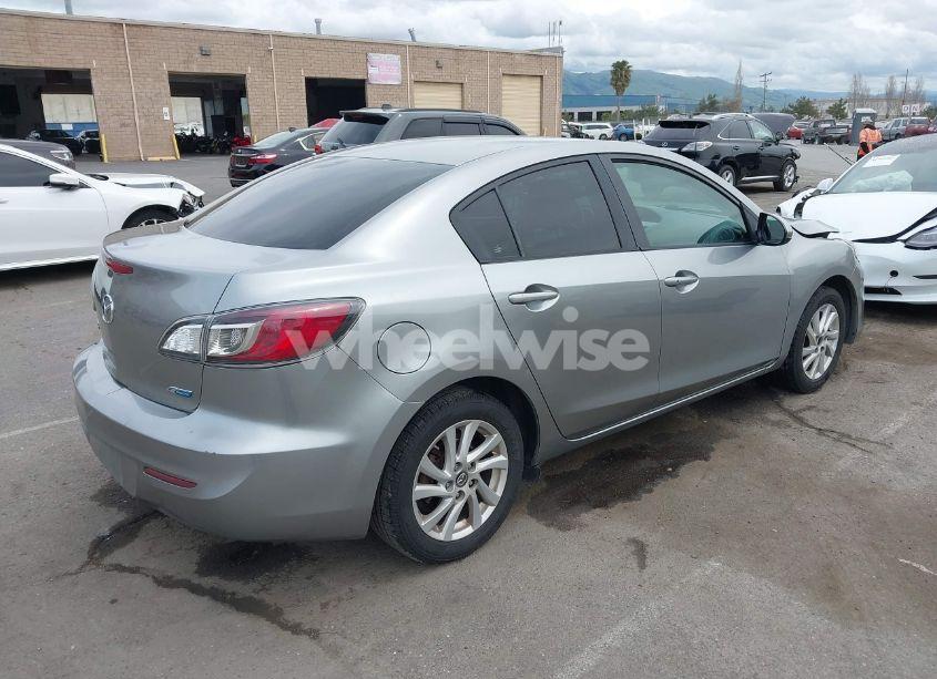 Photo 4 of 2013 Mazda Mazda3 I GRAND TOURING (VIN JM1BL1WP0D1790992)