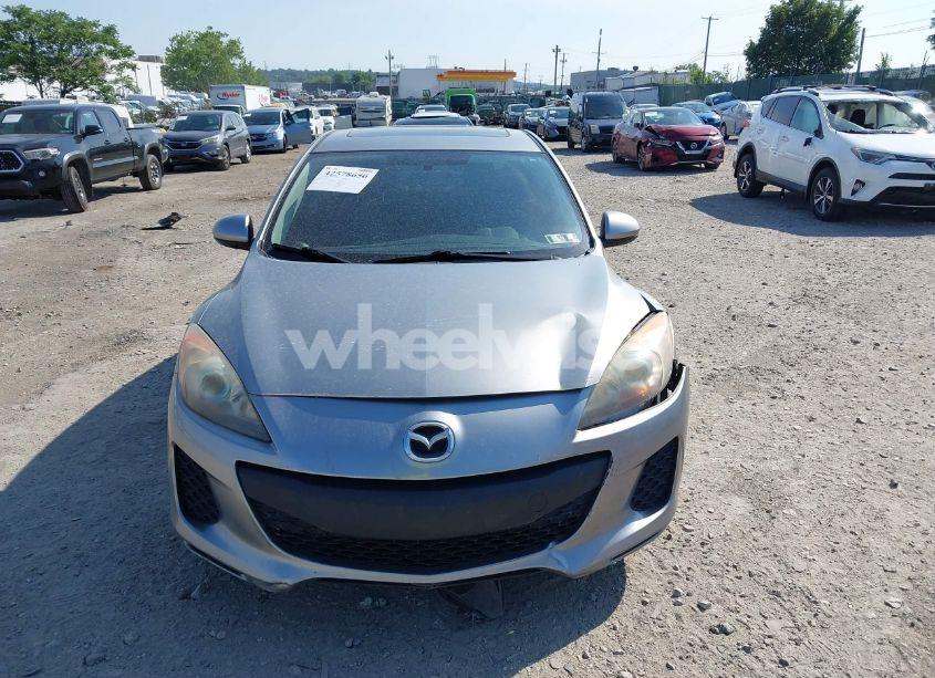 Photo 13 of 2013 Mazda Mazda3 I GRAND TOURING (VIN JM1BL1WP5D1823713)