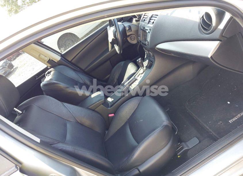 Photo 5 of 2013 Mazda Mazda3 I GRAND TOURING (VIN JM1BL1WP5D1823713)