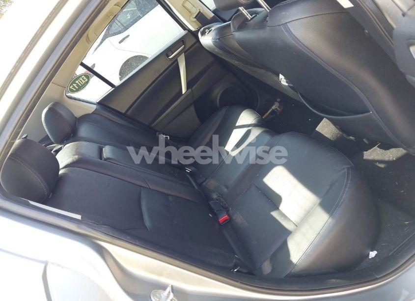 Photo 8 of 2013 Mazda Mazda3 I GRAND TOURING (VIN JM1BL1WP5D1823713)
