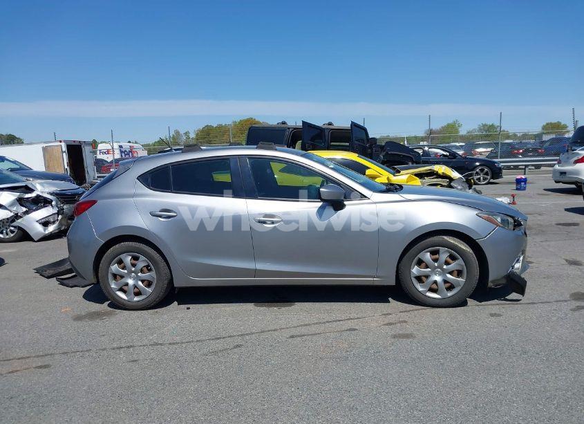 Photo 13 of 2016 Mazda Mazda3 I SPORT (VIN JM1BM1J73G1341721)