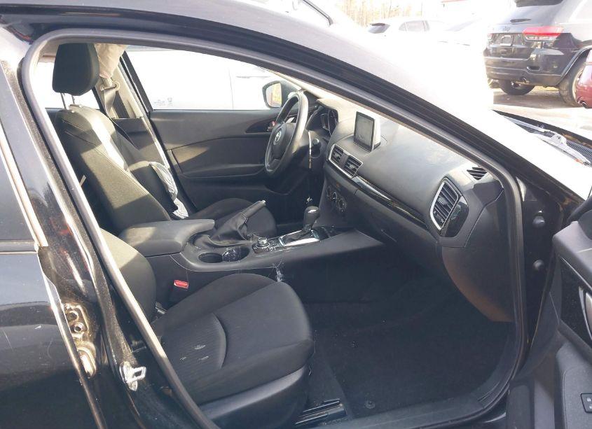 Photo 5 of 2016 Mazda Mazda3 I SPORT (VIN JM1BM1J78G1303708)