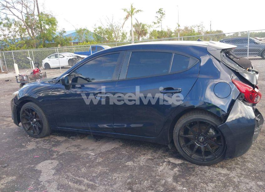 Photo 13 of 2016 Mazda Mazda3 I SPORT (VIN JM1BM1J78G1313137)