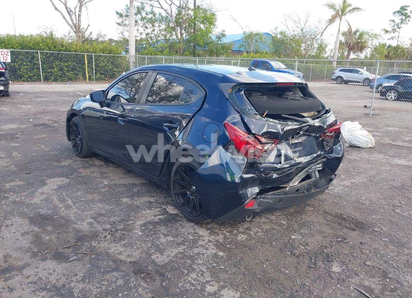 Photo 3 of 2016 Mazda Mazda3 I SPORT (VIN JM1BM1J78G1313137)