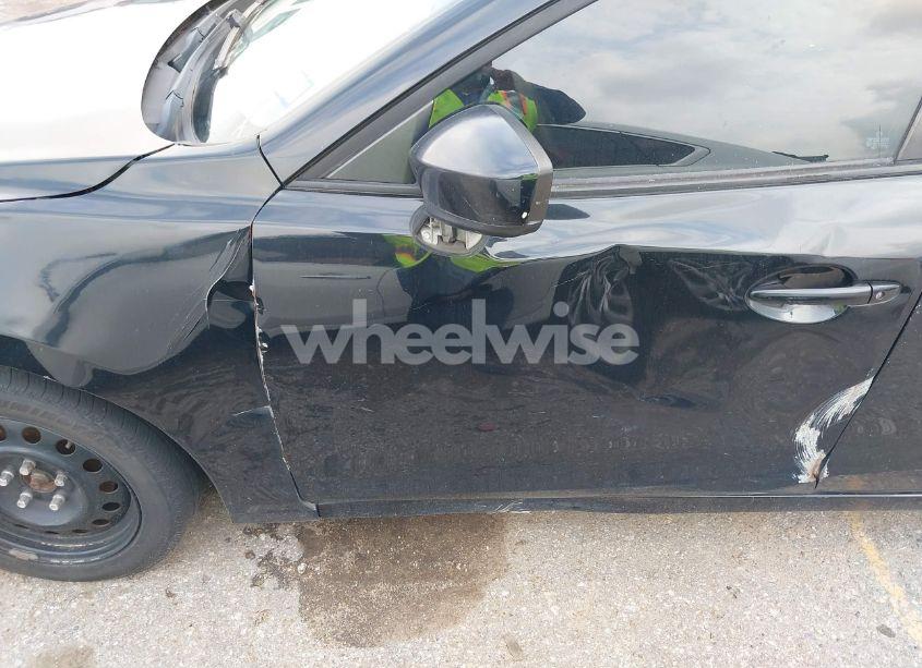 Photo 21 of 2014 Mazda Mazda3 I SPORT (VIN JM1BM1K70E1194298)