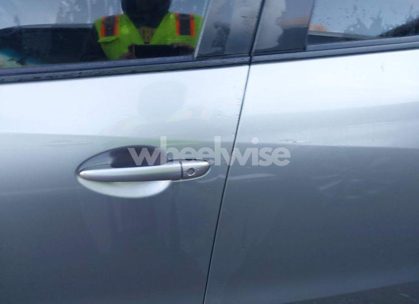 Photo 14 of 2014 Mazda Mazda3 I SPORT (VIN JM1BM1K70E1199887)