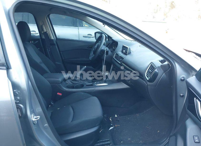 Photo 5 of 2014 Mazda Mazda3 I SPORT (VIN JM1BM1K70E1199887)