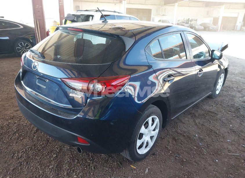 Photo 4 of 2014 Mazda Mazda3 I SPORT (VIN JM1BM1K75E1189548)