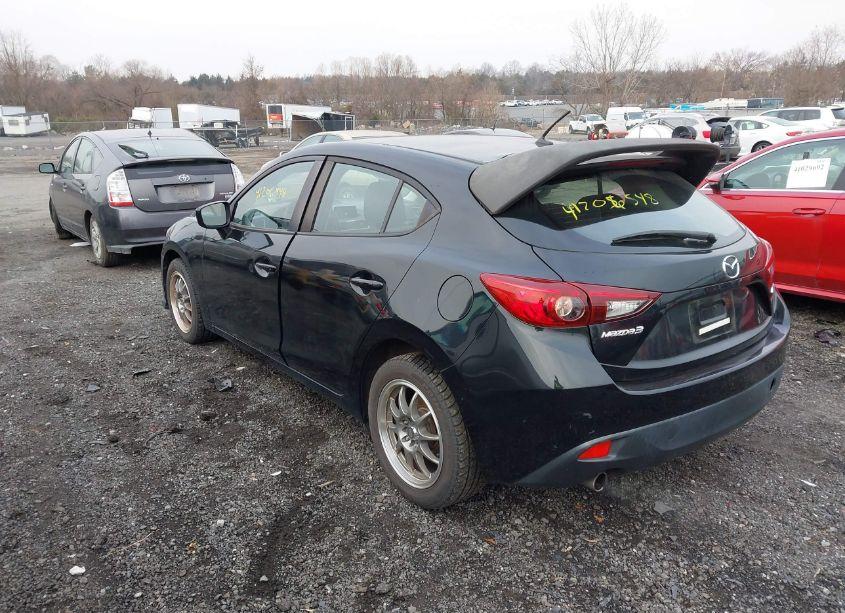 Photo 3 of 2014 Mazda Mazda3 I SPORT (VIN JM1BM1K75E1203612)