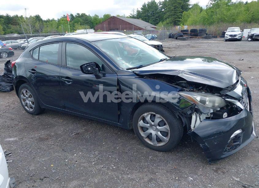 Photo 13 of 2014 Mazda Mazda3 I SPORT (VIN JM1BM1K76E1124045)