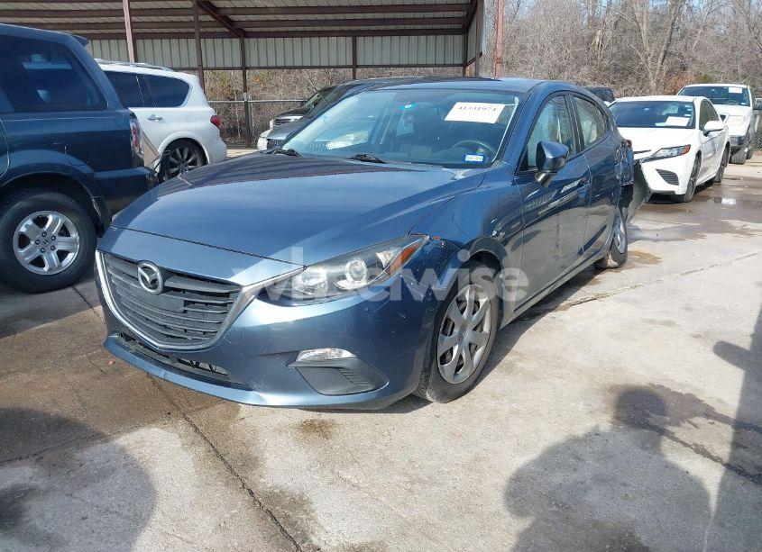Photo 2 of 2014 Mazda Mazda3 I SPORT (VIN JM1BM1K77E1112860)