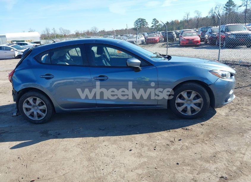 Photo 13 of 2014 Mazda Mazda3 I SPORT (VIN JM1BM1K77E1170256)