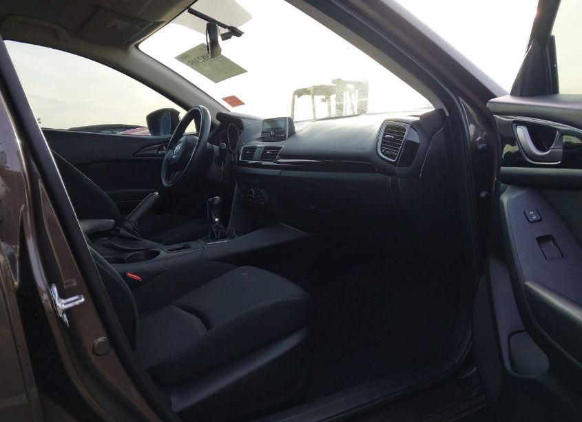 Photo 5 of 2014 Mazda Mazda3 I SPORT (VIN JM1BM1K78E1111300)
