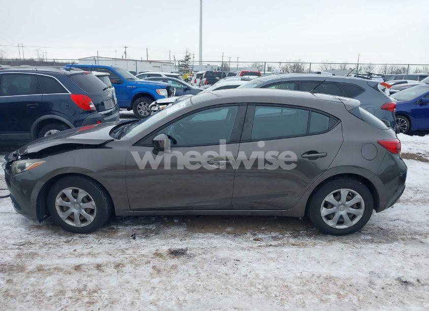 Photo 14 of 2014 Mazda Mazda3 I SPORT (VIN JM1BM1K79E1191240)
