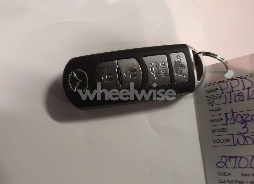 Photo 11 of 2015 Mazda Mazda3 I SPORT (VIN JM1BM1K79F1270618)