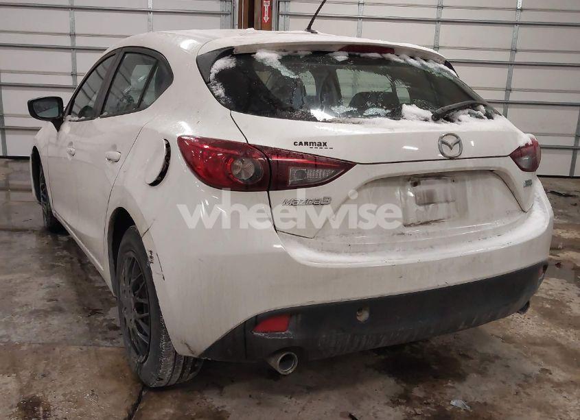 Photo 3 of 2015 Mazda Mazda3 I SPORT (VIN JM1BM1K79F1270618)