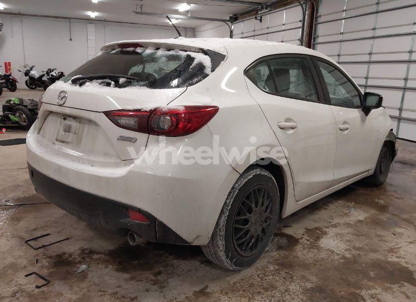 Photo 4 of 2015 Mazda Mazda3 I SPORT (VIN JM1BM1K79F1270618)
