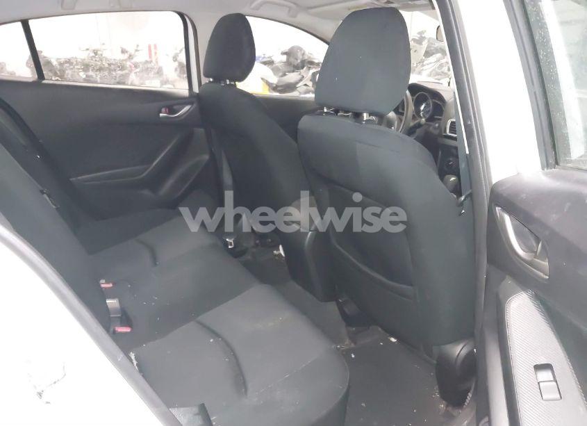 Photo 8 of 2015 Mazda Mazda3 I SPORT (VIN JM1BM1K79F1270618)