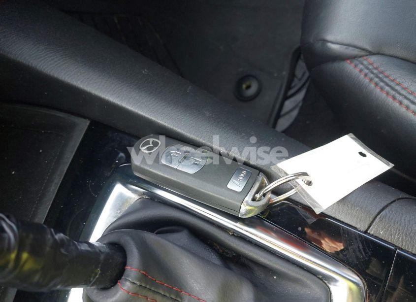 Photo 11 of 2014 Mazda Mazda3 S TOURING (VIN JM1BM1L32E1199515)