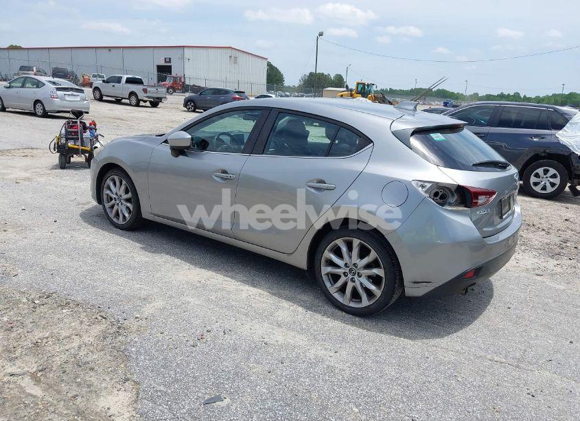 Photo 3 of 2015 Mazda Mazda3 S TOURING (VIN JM1BM1L33F1236220)