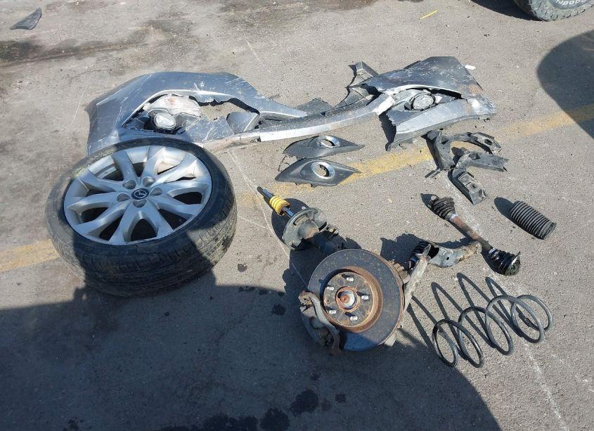 Photo 12 of 2014 Mazda Mazda3 S TOURING (VIN JM1BM1L36E1103675)