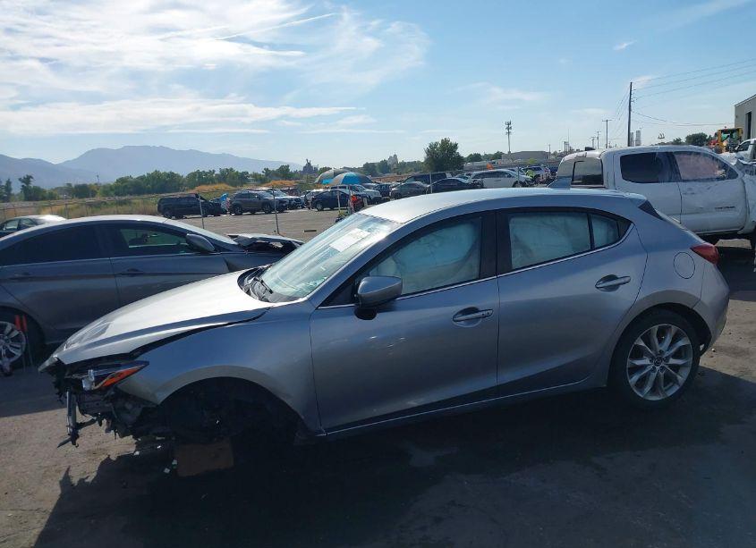 Photo 15 of 2014 Mazda Mazda3 S TOURING (VIN JM1BM1L36E1103675)