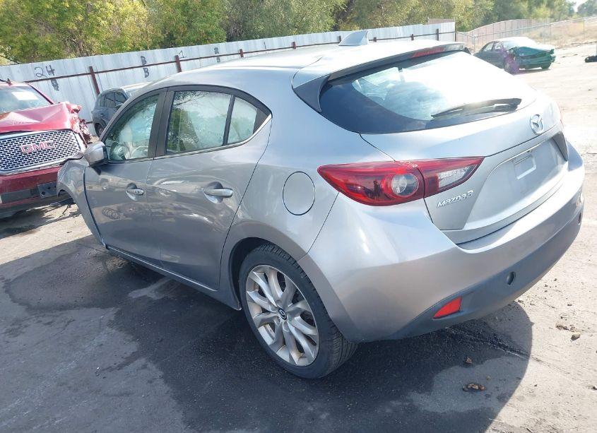 Photo 3 of 2014 Mazda Mazda3 S TOURING (VIN JM1BM1L36E1103675)