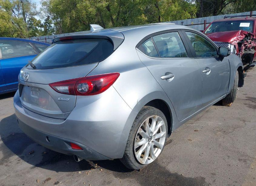 Photo 4 of 2014 Mazda Mazda3 S TOURING (VIN JM1BM1L36E1103675)