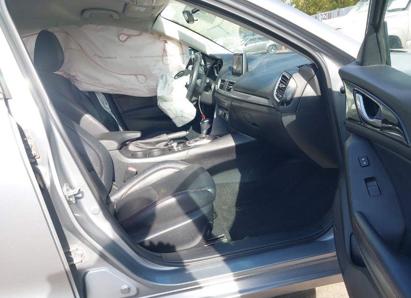 Photo 5 of 2014 Mazda Mazda3 S TOURING (VIN JM1BM1L36E1103675)