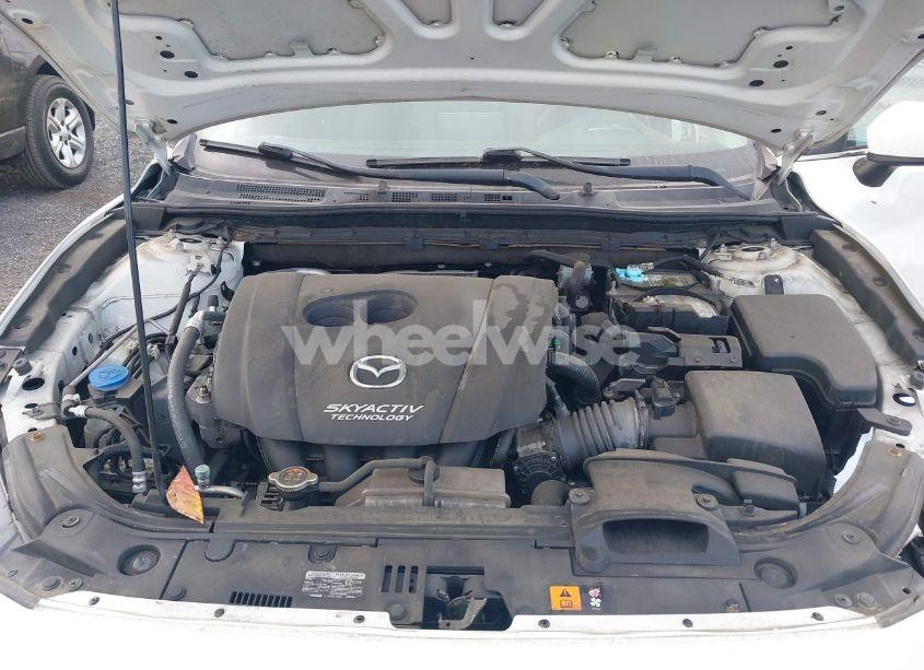 Photo 10 of 2014 Mazda Mazda3 S TOURING (VIN JM1BM1L38E1205866)