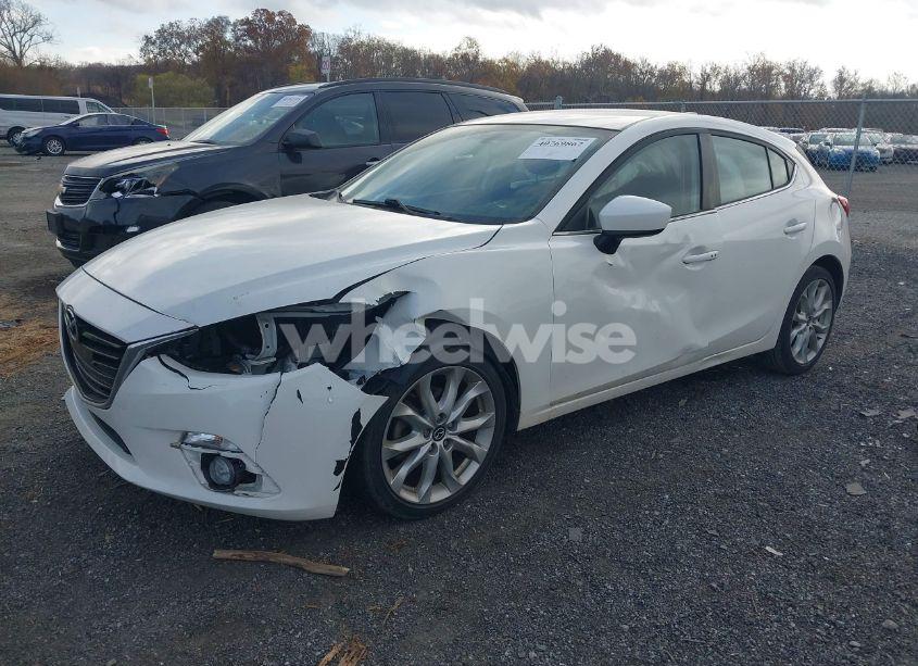 Photo 2 of 2014 Mazda Mazda3 S TOURING (VIN JM1BM1L38E1205866)