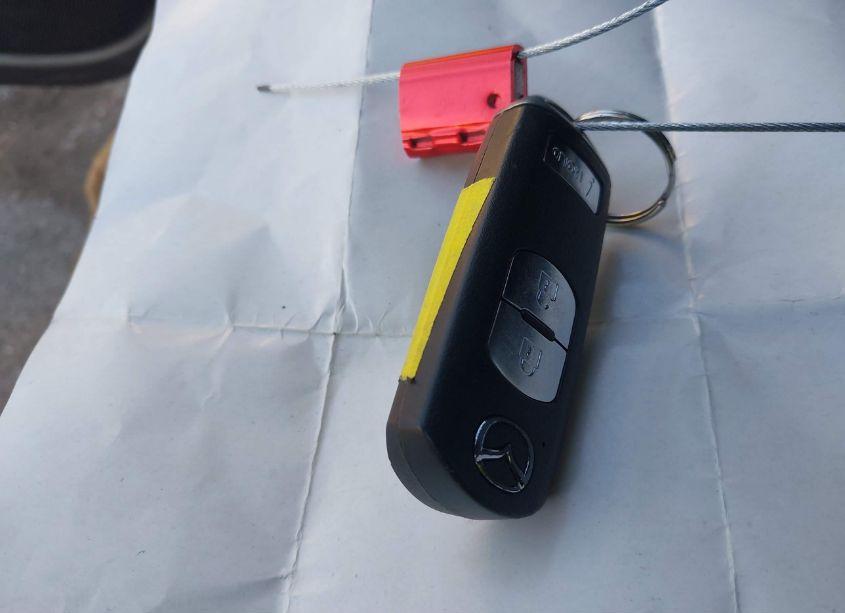 Photo 11 of 2014 Mazda Mazda3 S TOURING (VIN JM1BM1L3XE1178105)