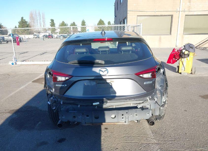 Photo 6 of 2014 Mazda Mazda3 S TOURING (VIN JM1BM1L3XE1178105)