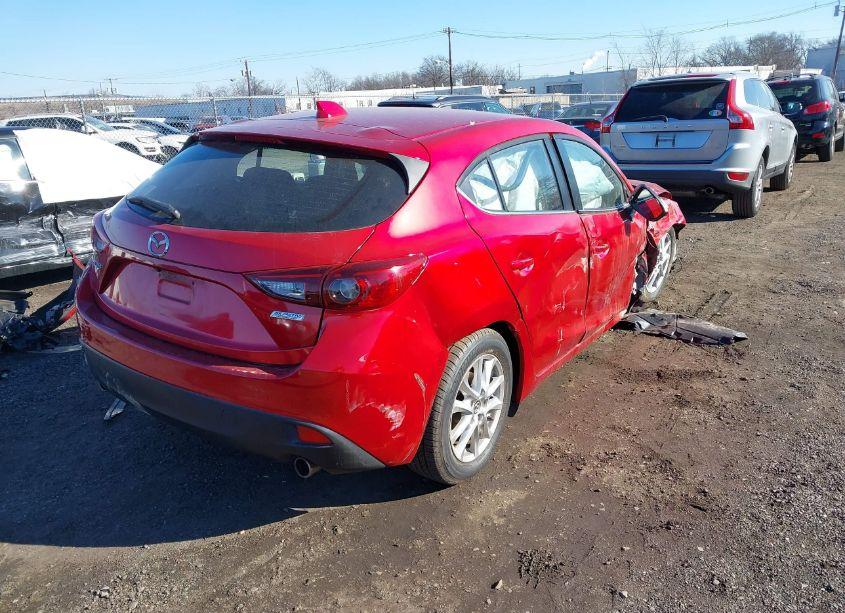 Photo 4 of 2014 Mazda Mazda3 I TOURING (VIN JM1BM1L70E1215696)