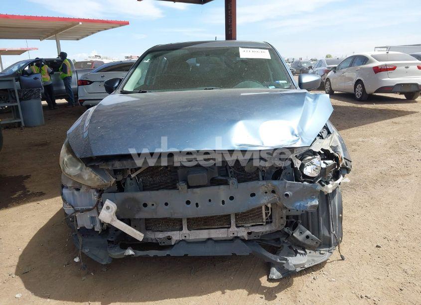 Photo 6 of 2014 Mazda Mazda3 I TOURING (VIN JM1BM1L71E1151538)