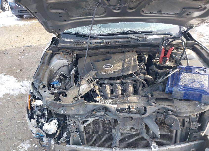 Photo 10 of 2014 Mazda Mazda3 I TOURING (VIN JM1BM1L71E1184815)