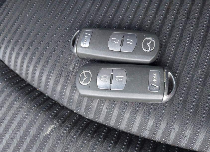 Photo 11 of 2014 Mazda Mazda3 I TOURING (VIN JM1BM1L71E1184815)