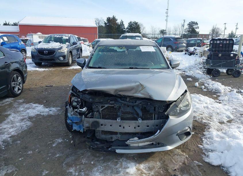 Photo 12 of 2014 Mazda Mazda3 I TOURING (VIN JM1BM1L71E1184815)