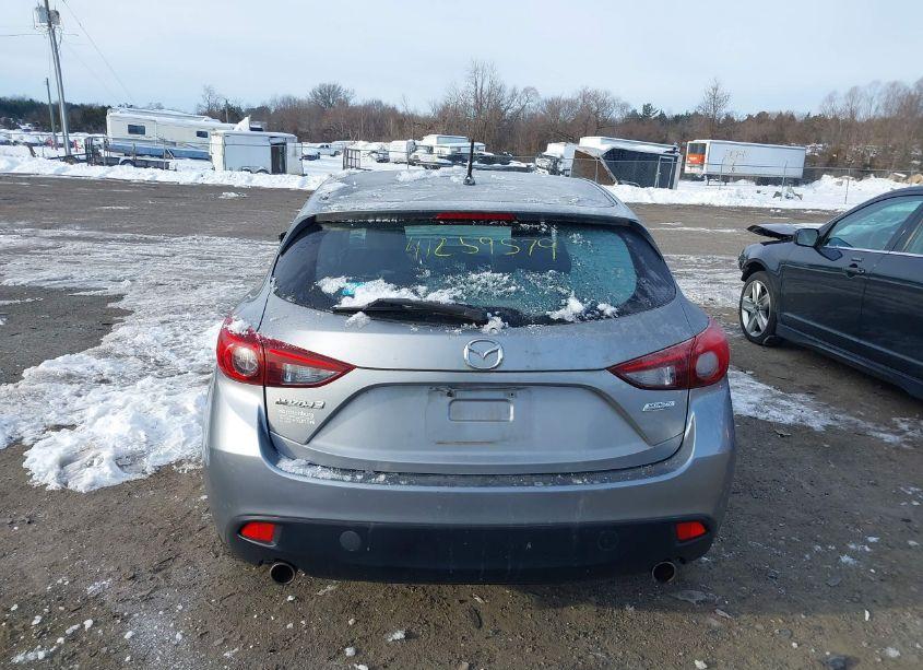 Photo 16 of 2014 Mazda Mazda3 I TOURING (VIN JM1BM1L71E1184815)