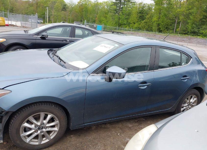 Photo 14 of 2014 Mazda Mazda3 I TOURING (VIN JM1BM1L72E1185133)