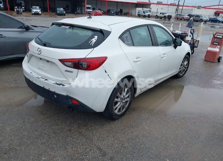 Photo 4 of 2014 Mazda Mazda3 I TOURING (VIN JM1BM1L73E1101014)