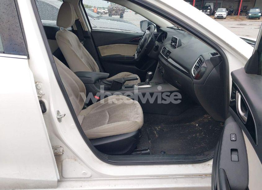 Photo 5 of 2014 Mazda Mazda3 I TOURING (VIN JM1BM1L73E1101014)