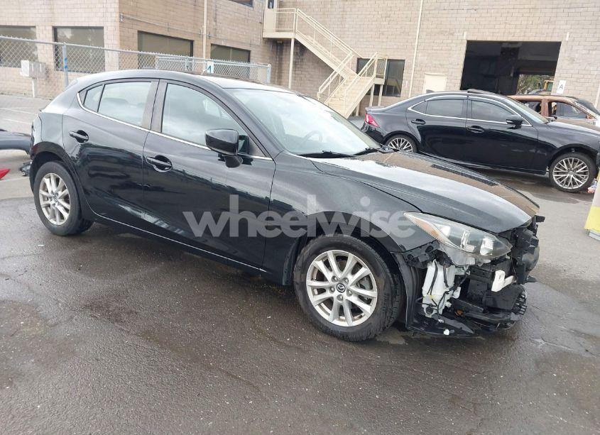 2014 Mazda Mazda3 I TOURING (VIN JM1BM1L73E1172987) main photo